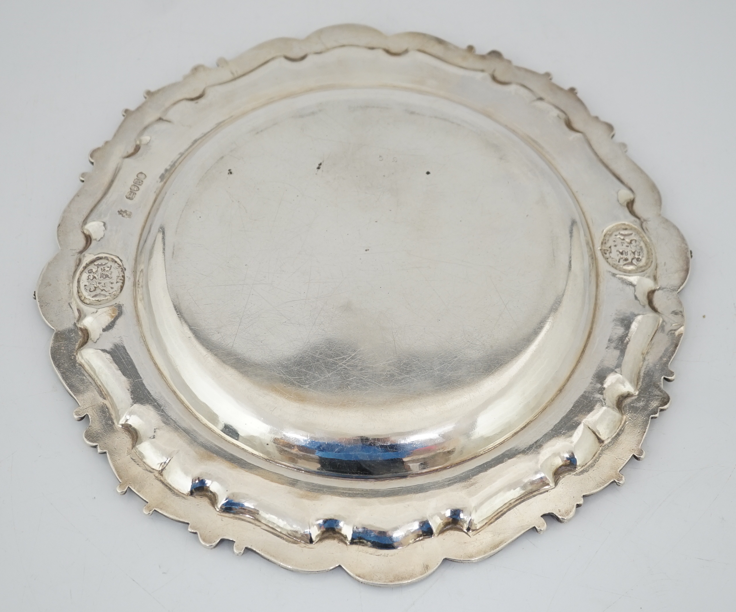 Duke of Brunswick service: An early Victorian silver serving plate by John Mortimer & John Samuel Hunt